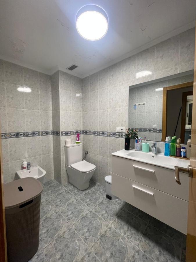 Готель Habitacion Privada En Piso Compartido Валенсія Екстер'єр фото