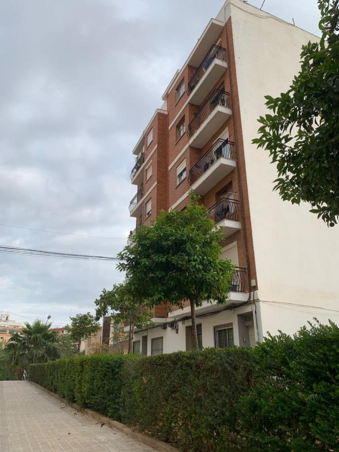 Готель Habitacion Privada En Piso Compartido Валенсія Екстер'єр фото